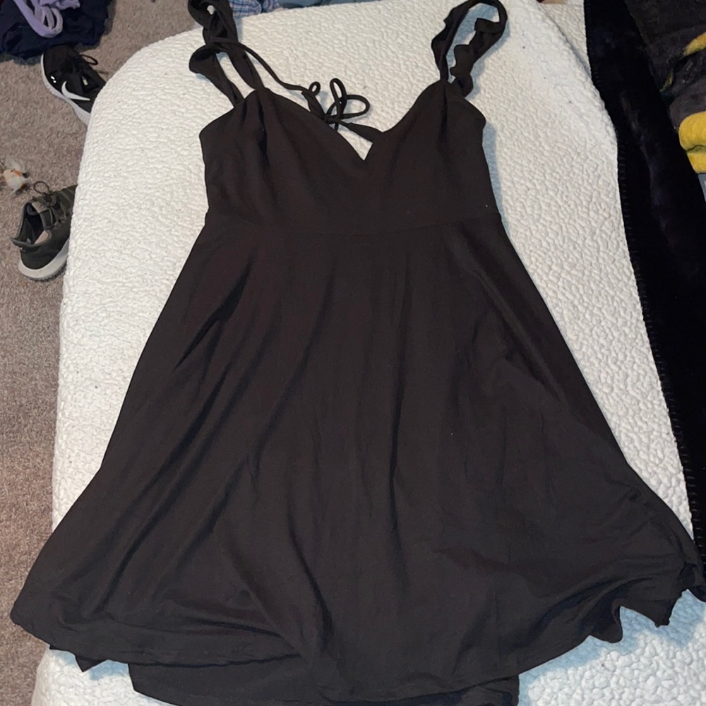 Lulu’s Black Dress